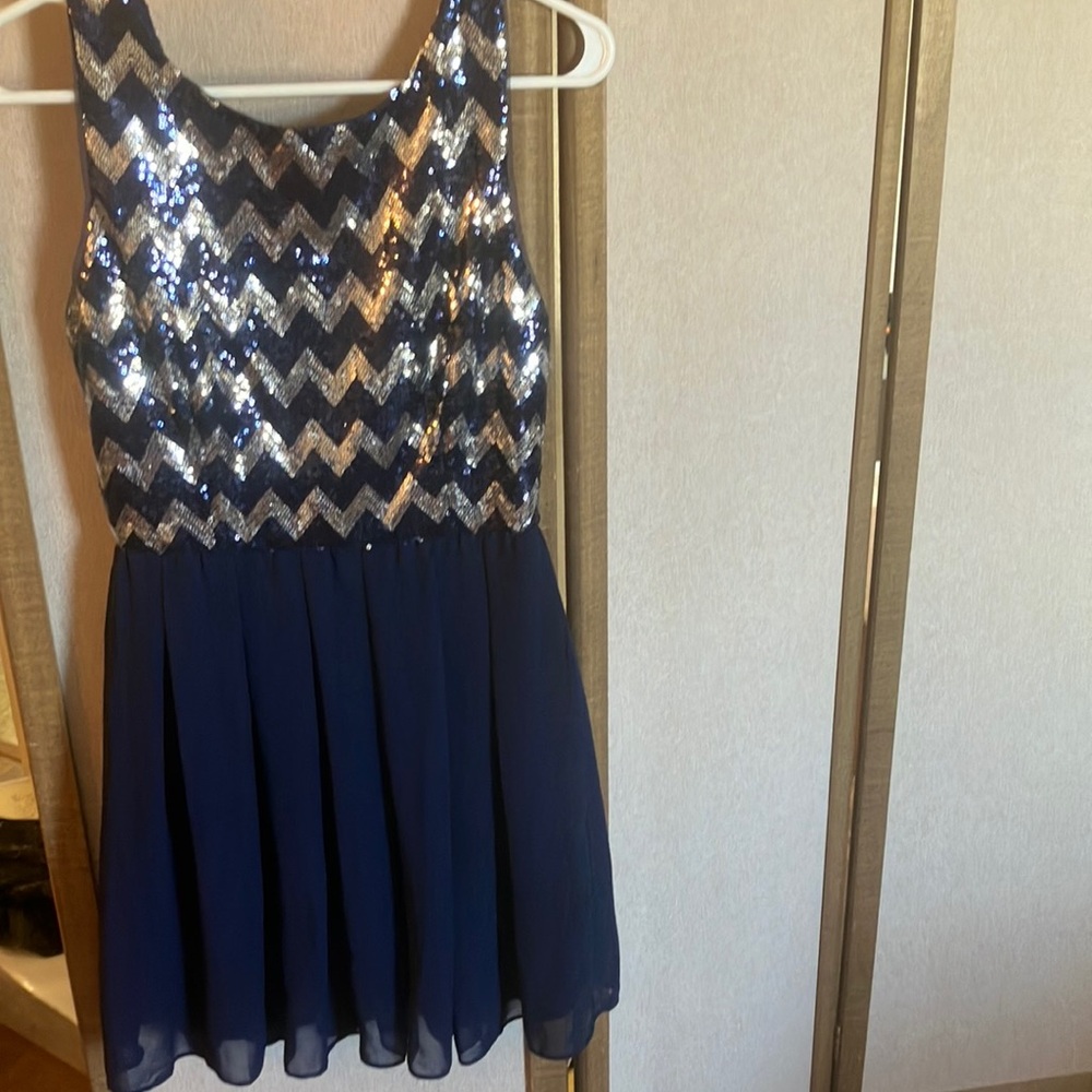 FINAL MARKDOWN Junior b darlin Navy and Silver Sequin Dress 5/6